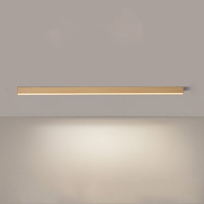 Manial. Lineare LED Deckenleuchte