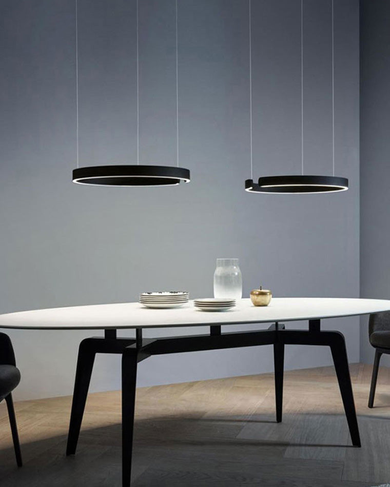 Manial. LED Kronleuchter Modern Schwarz Gold – Ring Pendelleuchte