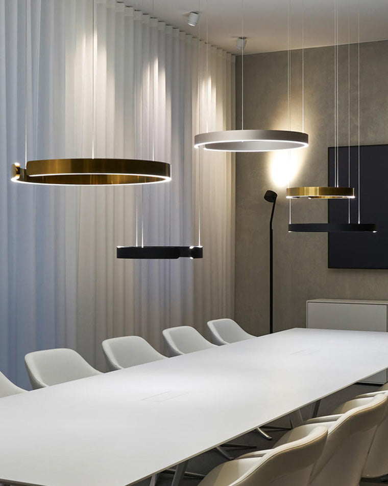 Manial. LED Kronleuchter Modern Schwarz Gold – Ring Pendelleuchte
