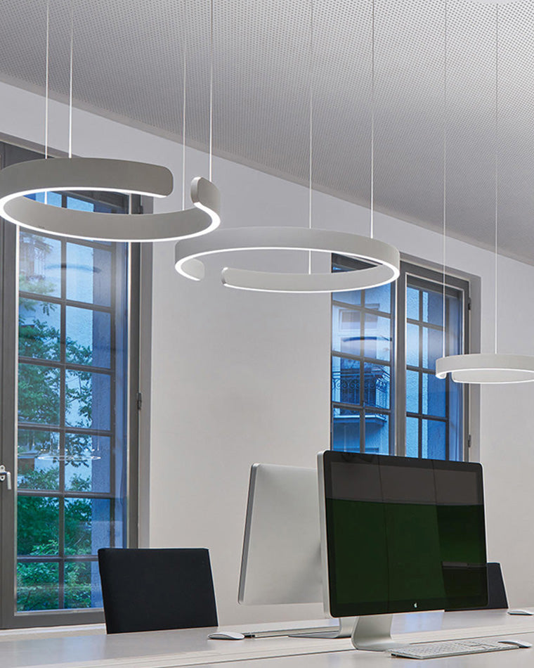 Manial. LED Kronleuchter Modern Schwarz Gold – Ring Pendelleuchte