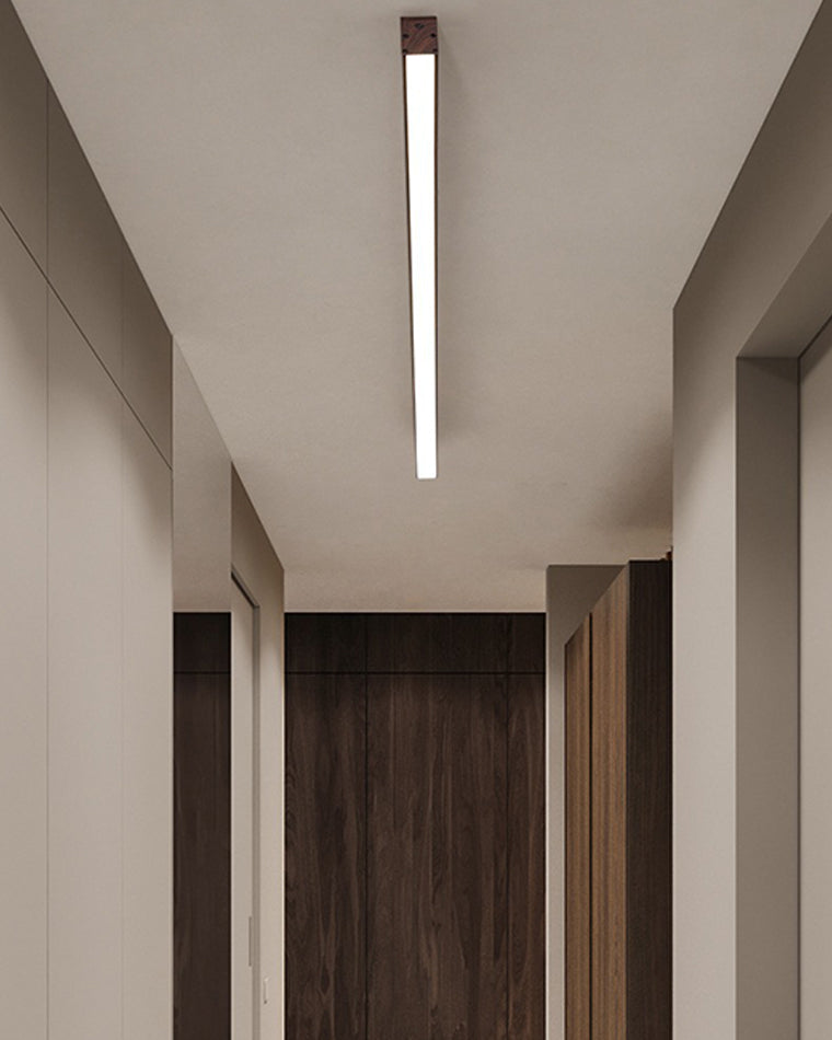 Manial. Lineare LED Deckenleuchte