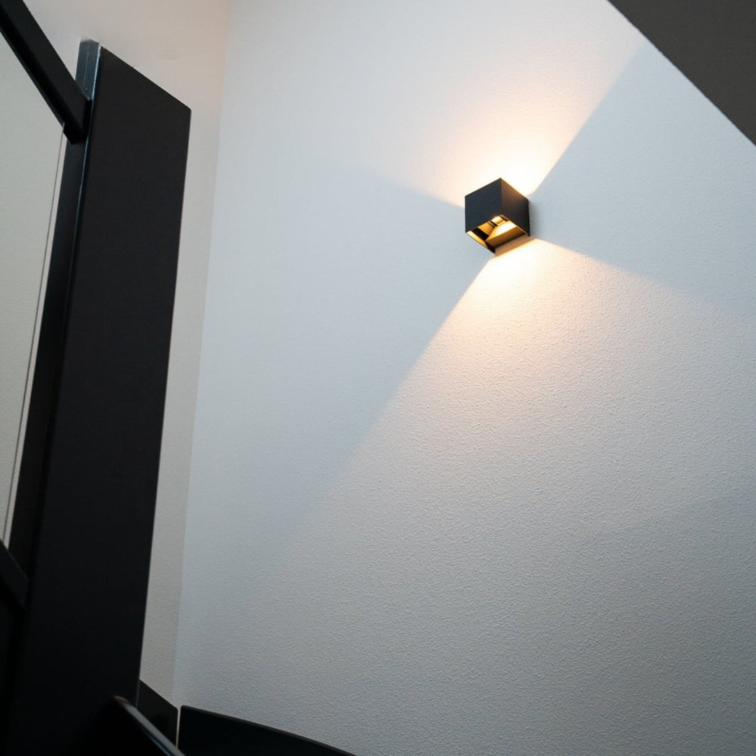 Design LED Lampe mit Bewegungssensor — Ansicht 2