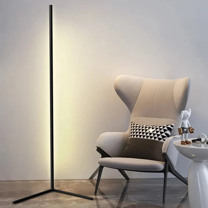 Manial. Dimmbare LED Stehlampe mit Fernbedienung