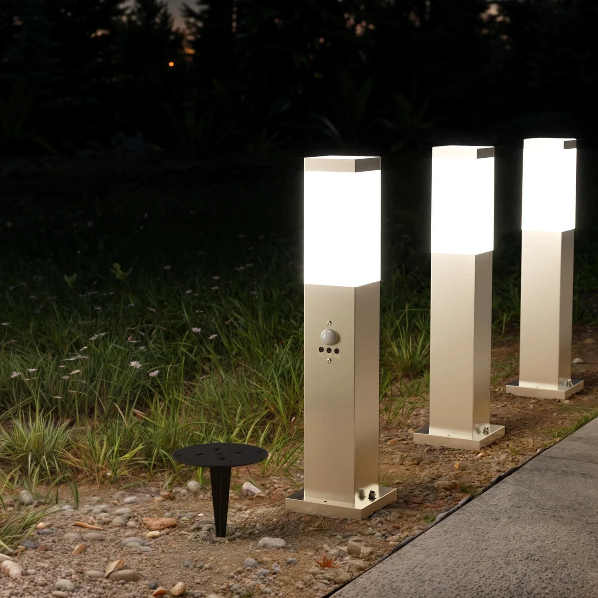 LED Wegeleuchte TAVO mit Bewegungsmelder – Moderne Gartenleuchte
