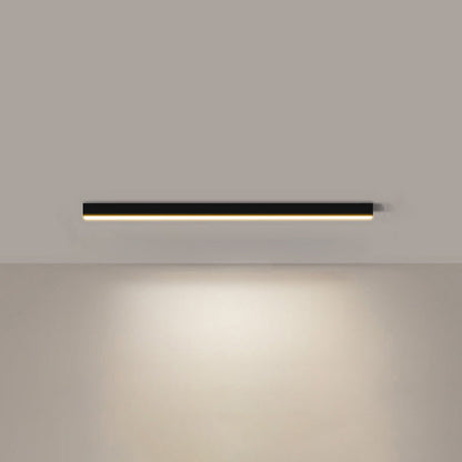 Manial. Lineare LED Deckenleuchte