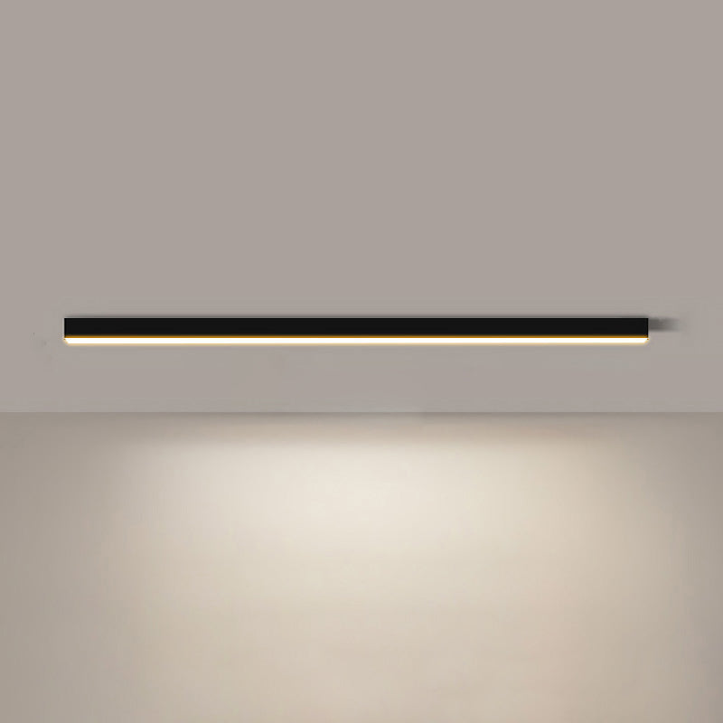 Manial. Lineare LED Deckenleuchte
