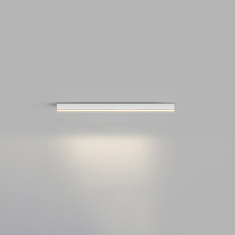 Manial. Lineare LED Deckenleuchte