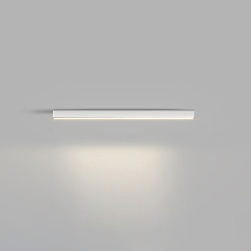 Manial. Lineare LED Deckenleuchte