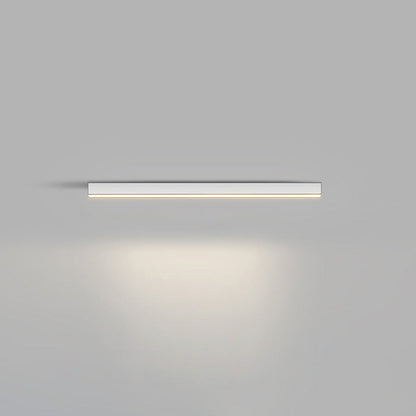 Manial. Lineare LED Deckenleuchte