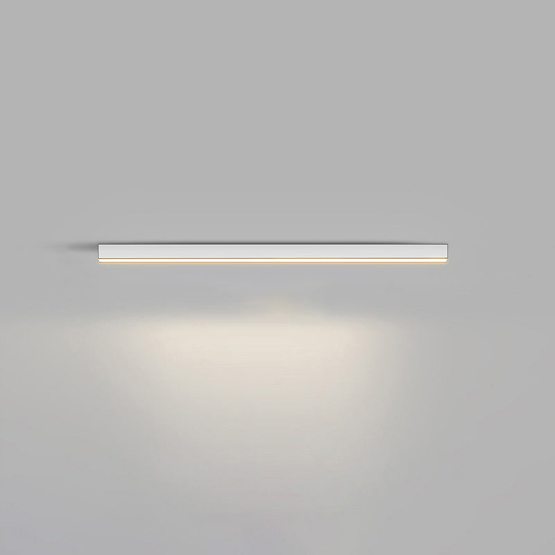 Manial. Lineare LED Deckenleuchte