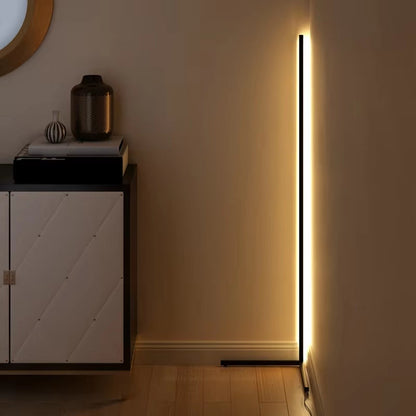 Manial. Dimmbare LED Stehlampe mit Fernbedienung
