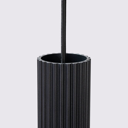 Schlanke Pendelleuchte aus Aluminium (GU10)