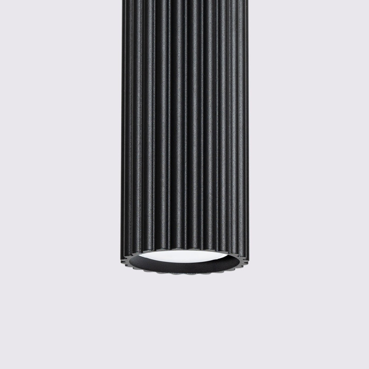 Schlanke Pendelleuchte aus Aluminium (GU10)