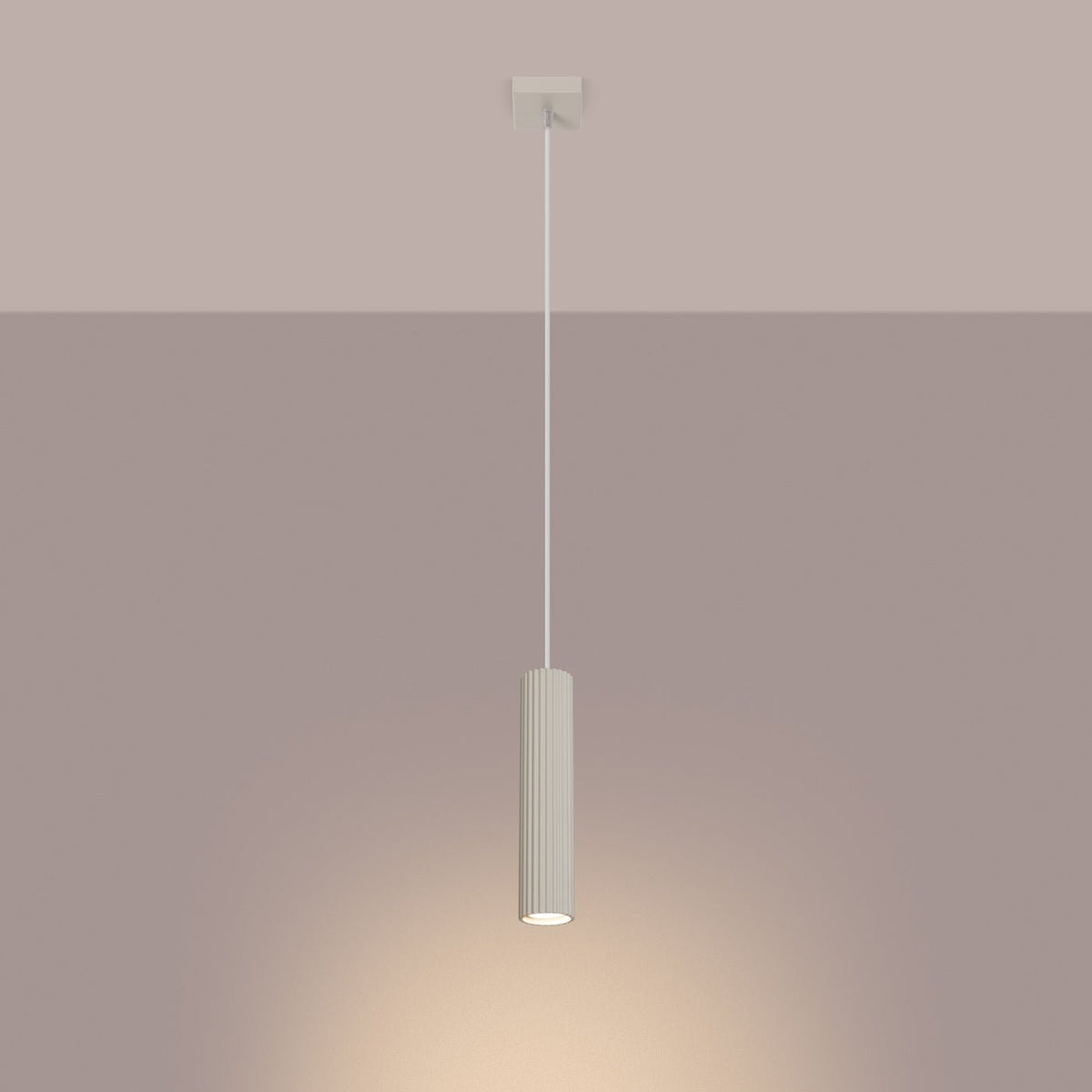 Schlanke Pendelleuchte aus Aluminium (GU10)