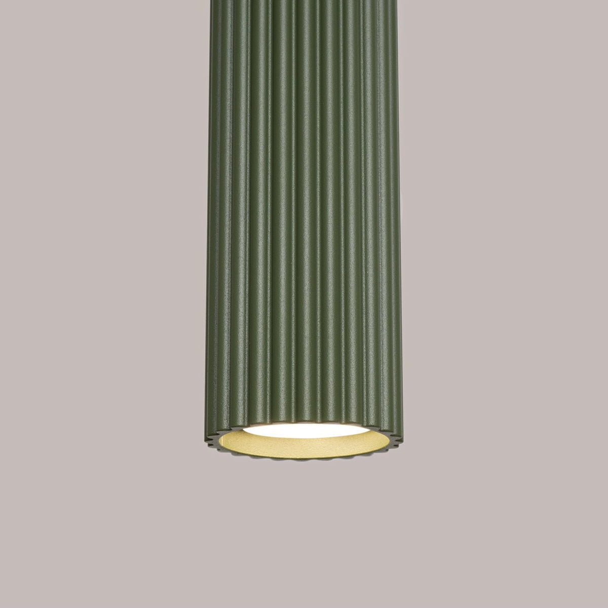 Schlanke Pendelleuchte aus Aluminium (GU10)