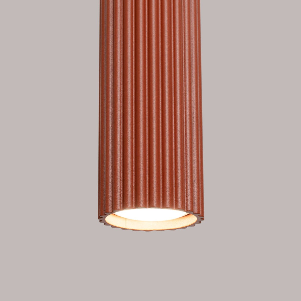Schlanke Pendelleuchte aus Aluminium (GU10)