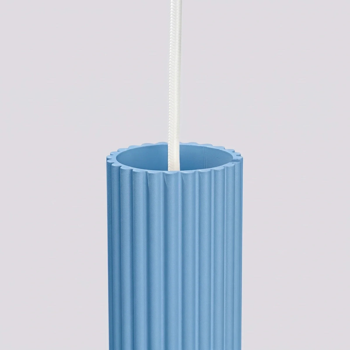 Schlanke Pendelleuchte aus Aluminium (GU10)